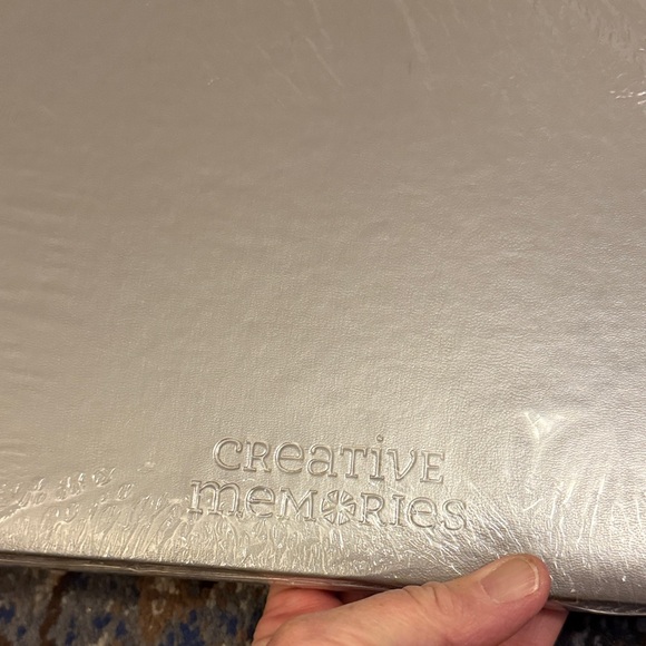 Creative Memories Gray Album with Blue Star - Picture 3 of 9